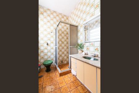 Casa à venda com 160m², 3 quartos e 2 vagasBanheiro