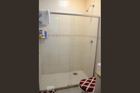 Casa à venda com 110m², 3 quartos e 2 vagasBanheiro Social