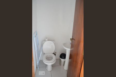 Casa à venda com 110m², 3 quartos e 2 vagasBanheiro de Serviço