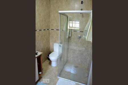 Casa à venda com 110m², 3 quartos e 2 vagasBanheiro da Suíte