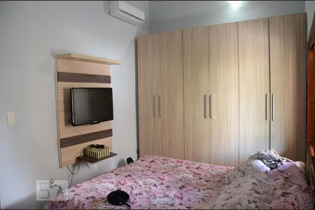 Casa à venda com 110m², 3 quartos e 2 vagasQuarto 3 - Suíte