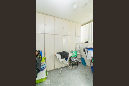 Apartamento à venda com 170m², 4 quartos e 1 vagaÁREA DE SERVIÇO