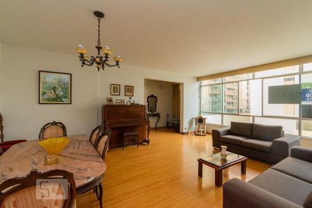 Apartamento à venda com 170m², 4 quartos e 1 vagaSALA