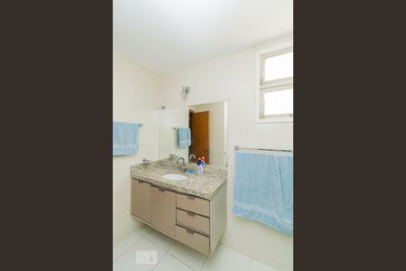 Apartamento à venda com 170m², 4 quartos e 1 vagaBANHEIRO SOCIAL 2