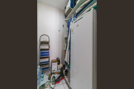 Apartamento para alugar com 76m², 2 quartos e 1 vaga Apartamento para alugar com 76m², 2 quartos e 1 vagaDespensa