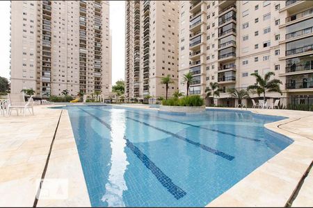 Apartamento para alugar com 76m², 2 quartos e 1 vaga Apartamento para alugar com 76m², 2 quartos e 1 vagaÁrea comum - Piscina