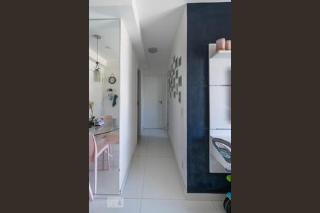 Sala - Corredor de apartamento à venda com 2 quartos, 50m² em Irajá, Rio de Janeiro