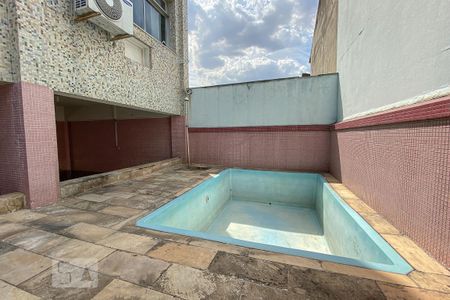 Apartamento à venda com 180m², 4 quartos e 1 vaga