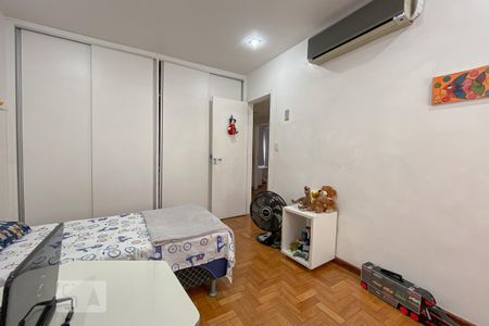 Apartamento à venda com 180m², 4 quartos e 1 vaga Apartamento à venda com 180m², 4 quartos e 1 vagaQuarto 2