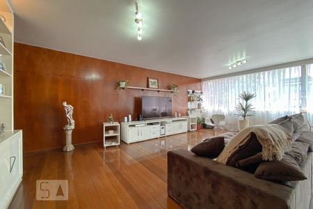 Apartamento à venda com 180m², 4 quartos e 1 vaga Apartamento à venda com 180m², 4 quartos e 1 vagaSala