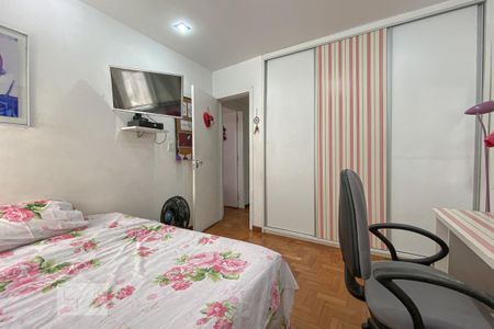 Apartamento à venda com 180m², 4 quartos e 1 vaga Apartamento à venda com 180m², 4 quartos e 1 vagaQuarto 1