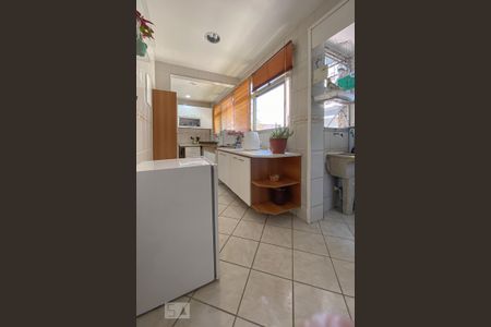 Apartamento à venda com 180m², 4 quartos e 1 vaga Apartamento à venda com 180m², 4 quartos e 1 vagaCozinha