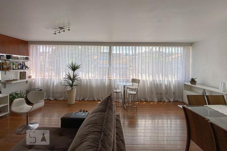 Sala de apartamento à venda com 4 quartos, 180m² em Olaria, Rio de Janeiro