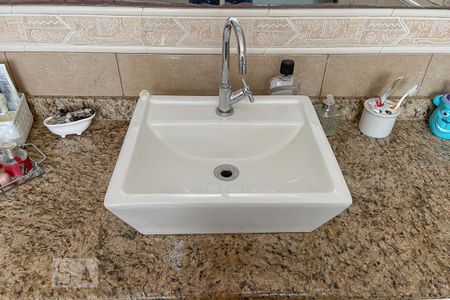 Apartamento à venda com 180m², 4 quartos e 1 vaga Apartamento à venda com 180m², 4 quartos e 1 vagaBanheiro da Suíte