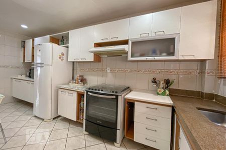 Apartamento à venda com 180m², 4 quartos e 1 vaga Apartamento à venda com 180m², 4 quartos e 1 vagaCozinha