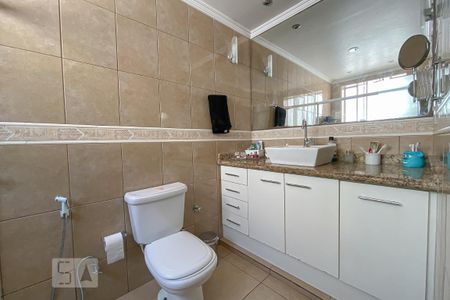 Apartamento à venda com 180m², 4 quartos e 1 vaga Apartamento à venda com 180m², 4 quartos e 1 vagaBanheiro da Suíte