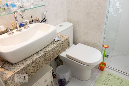 Apartamento para alugar com 84m², 3 quartos e 2 vagasBanheiro