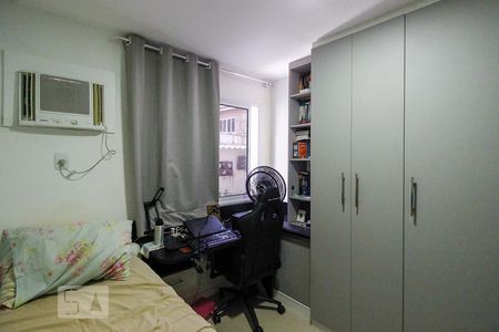 Quarto de apartamento à venda com 2 quartos, 92m² em Vargem Pequena, Rio de Janeiro