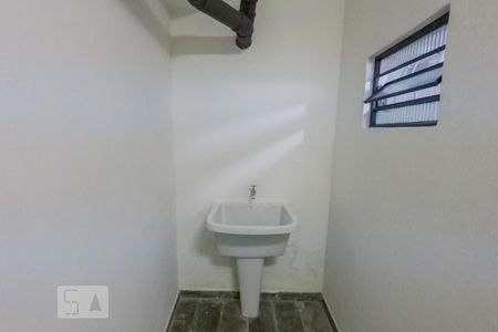 Casa para alugar com 320m², 4 quartos e 3 vagasTanque no salao