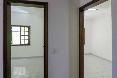 Entrada Quartos de casa para alugar com 4 quartos, 320m² em Jardim da Saúde, São Paulo