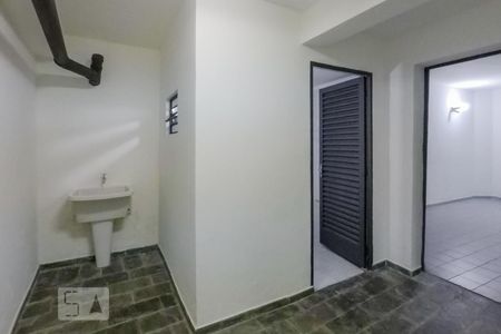 Casa para alugar com 320m², 4 quartos e 3 vagasTanque no salao