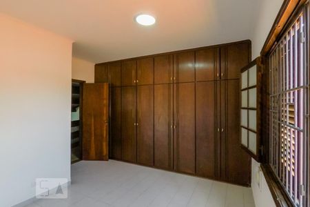 Casa para alugar com 320m², 4 quartos e 3 vagasQuarto 4