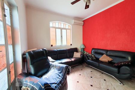 Casa à venda com 440m², 4 quartos e 3 vagasSala de tv