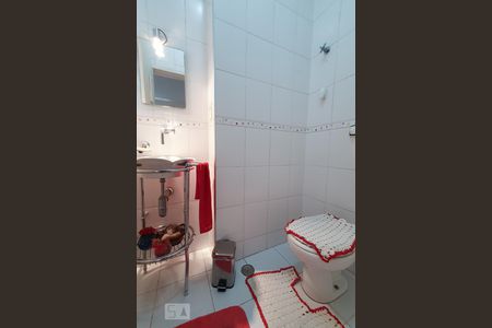 Casa à venda com 440m², 4 quartos e 3 vagasBanheiro