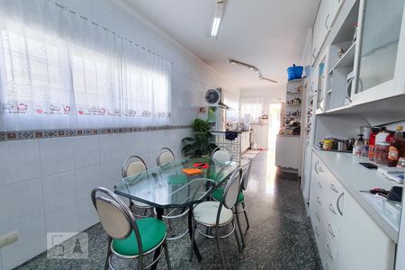 Casa à venda com 440m², 4 quartos e 3 vagasCozinha