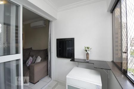 Apartamento à venda com 65m², 2 quartos e 1 vagaSacada