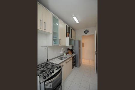 Apartamento à venda com 65m², 2 quartos e 1 vagaCozinha