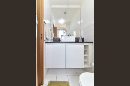 Apartamento à venda com 57m², 2 quartos e 1 vagaBanheiro