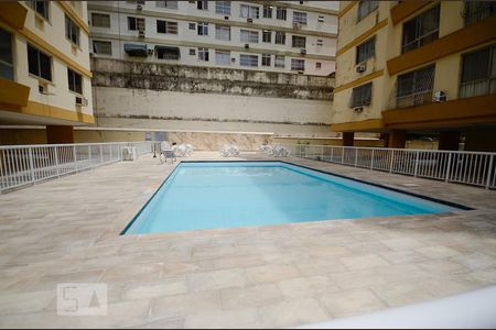 Apartamento à venda com 80m², 2 quartos e 1 vagaÁrea comum