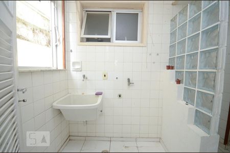 Apartamento à venda com 80m², 2 quartos e 1 vagaÁrea de Serviço
