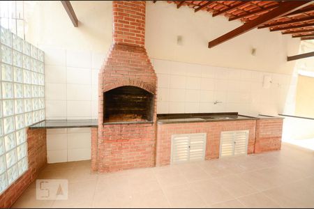 Apartamento à venda com 80m², 2 quartos e 1 vagaÁrea comum