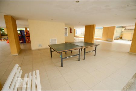 Apartamento à venda com 80m², 2 quartos e 1 vagaÁrea comum