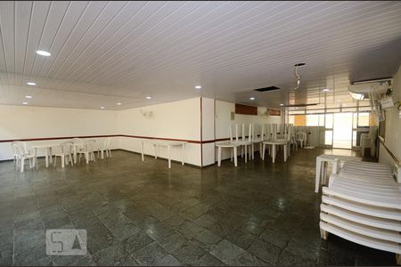 Apartamento à venda com 80m², 2 quartos e 1 vagaÁrea comum