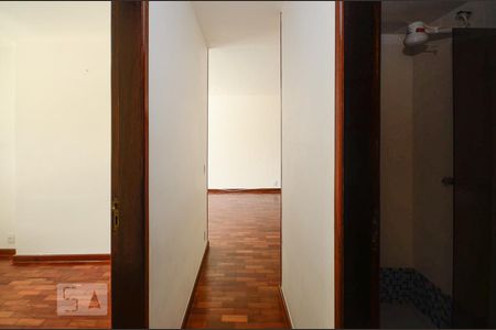 Apartamento à venda com 80m², 2 quartos e 1 vagaCorredor