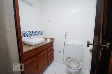 Apartamento à venda com 80m², 2 quartos e 1 vagaBanheiro Social
