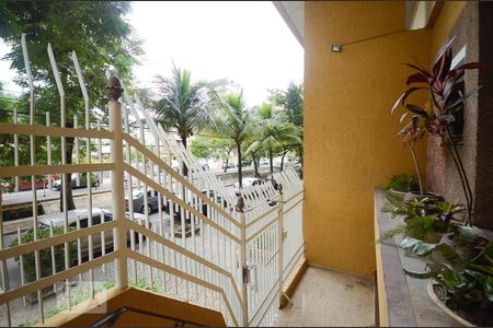 Apartamento à venda com 80m², 2 quartos e 1 vagaFachada