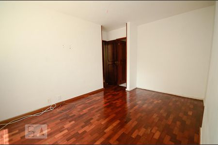 Apartamento à venda com 80m², 2 quartos e 1 vagaSuíte