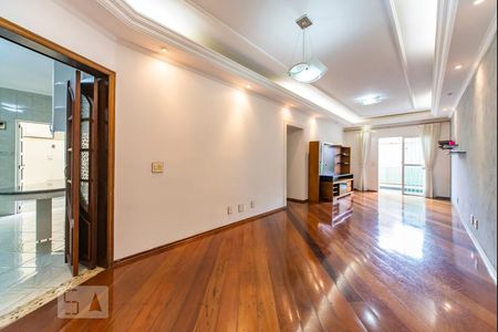 Sala de apartamento à venda com 3 quartos, 90m² em Parque Industriário, Santo André