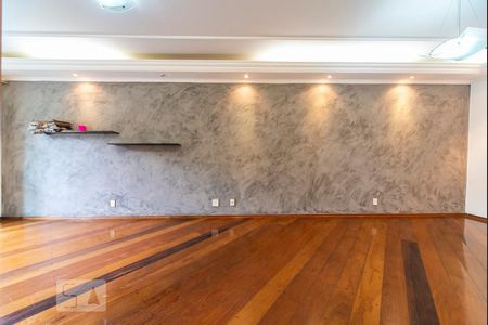 Sala de apartamento à venda com 3 quartos, 90m² em Parque Industriário, Santo André