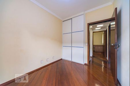 Apartamento à venda com 90m², 3 quartos e 3 vagasQuarto 2