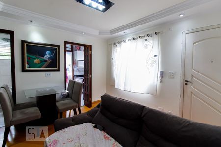 Sala de apartamento à venda com 2 quartos, 52m² em Jardim Adriana, Guarulhos