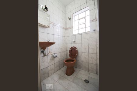 Casa para alugar com 150m², 3 quartos e 1 vaga Casa para alugar com 150m², 3 quartos e 1 vagaBanheiro