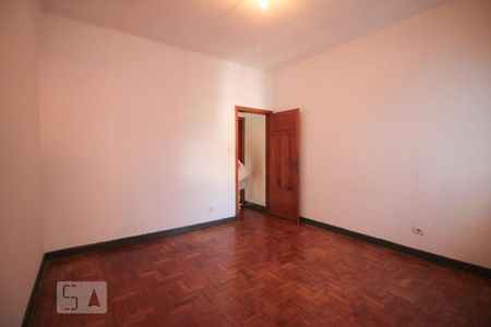 Casa para alugar com 150m², 3 quartos e 1 vaga Casa para alugar com 150m², 3 quartos e 1 vagaQuarto 2