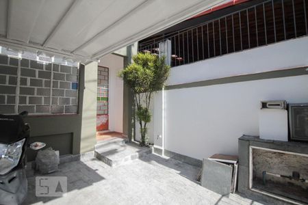 Casa para alugar com 150m², 3 quartos e 1 vaga Casa para alugar com 150m², 3 quartos e 1 vagaGaragem