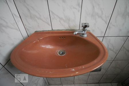 Casa para alugar com 150m², 3 quartos e 1 vaga Casa para alugar com 150m², 3 quartos e 1 vagaBanheiro