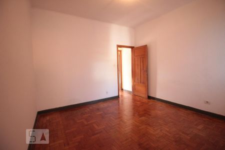 Casa para alugar com 150m², 3 quartos e 1 vaga Casa para alugar com 150m², 3 quartos e 1 vagaQuarto 2